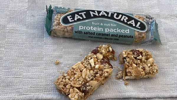 Proteinbar eat natural fruit and nut bar 06