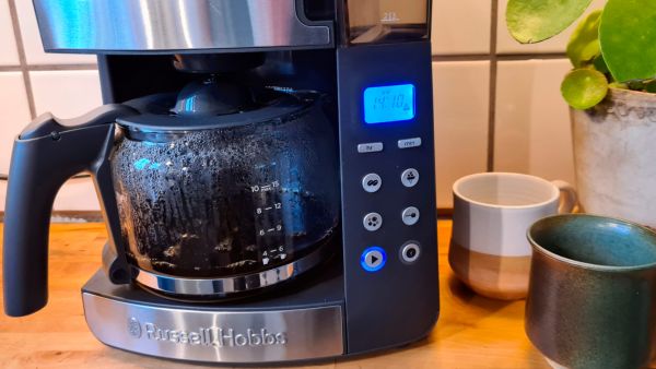 Russell Hobbs Grind and Brew brewing